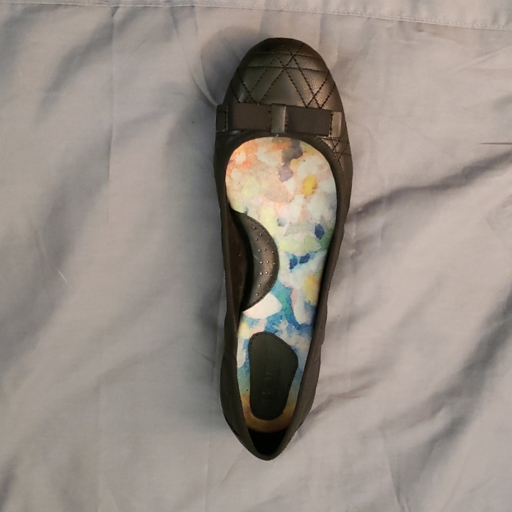 Born black flats